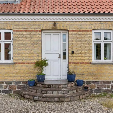 Margretehoj Manor In Scenic Surroundings Rimsø