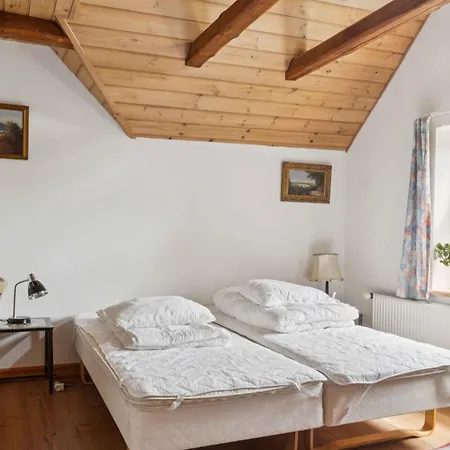 Margretehoj Manor In Scenic Surroundings