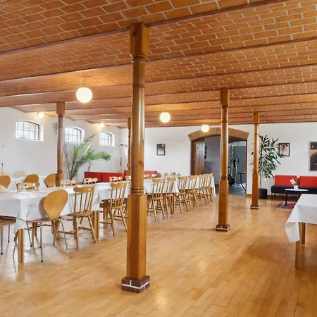 Margretehoj Manor In Scenic Surroundings *