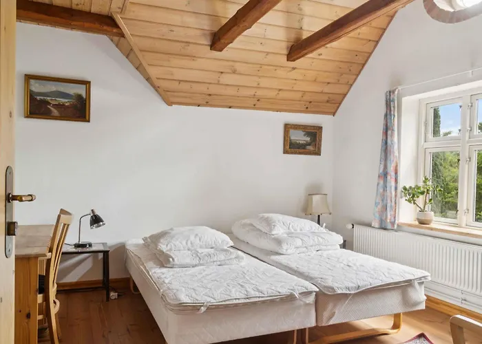 Margretehoj Manor In Scenic Surroundings