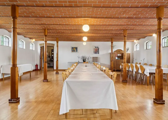 Margretehoj Manor In Scenic Surroundings Kır Evi *