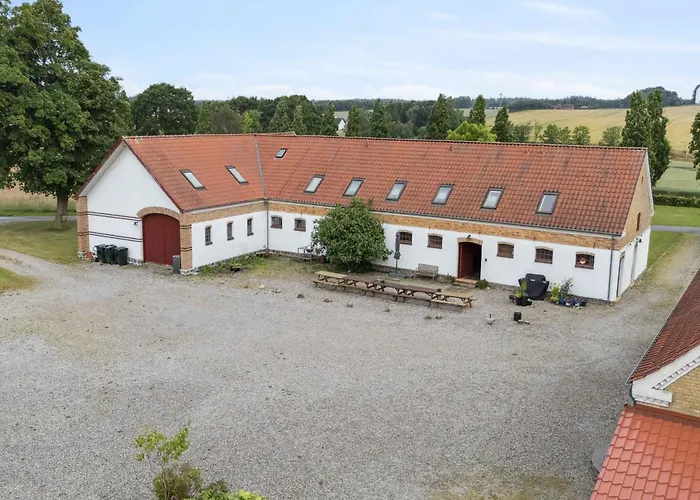 Margretehoj Manor In Scenic Surroundings Rimso
